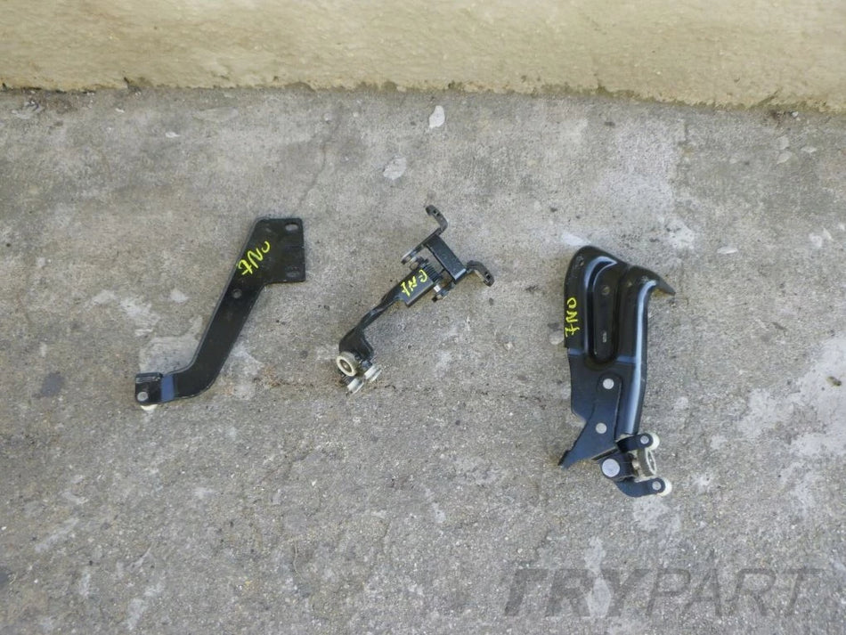 VW SHARAN 7N 7N0 Door Hinge Guide