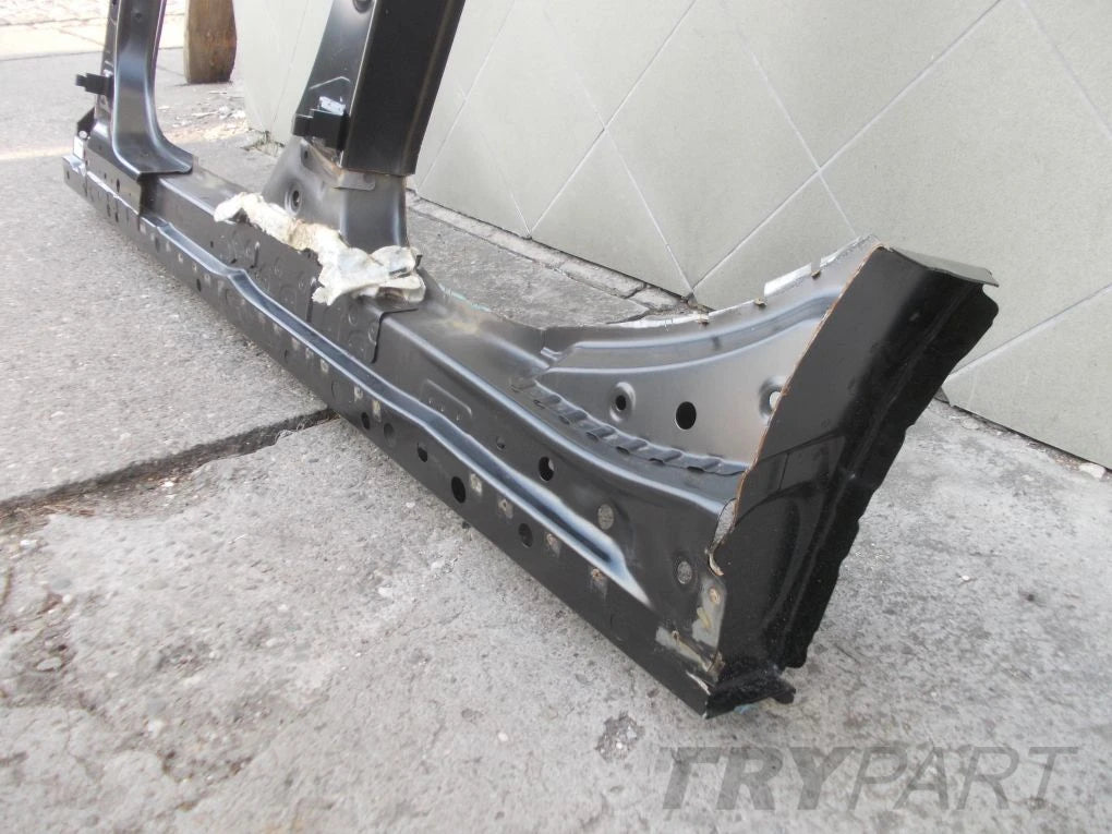 BMW X1 E84 Left Sill Pillar Frame