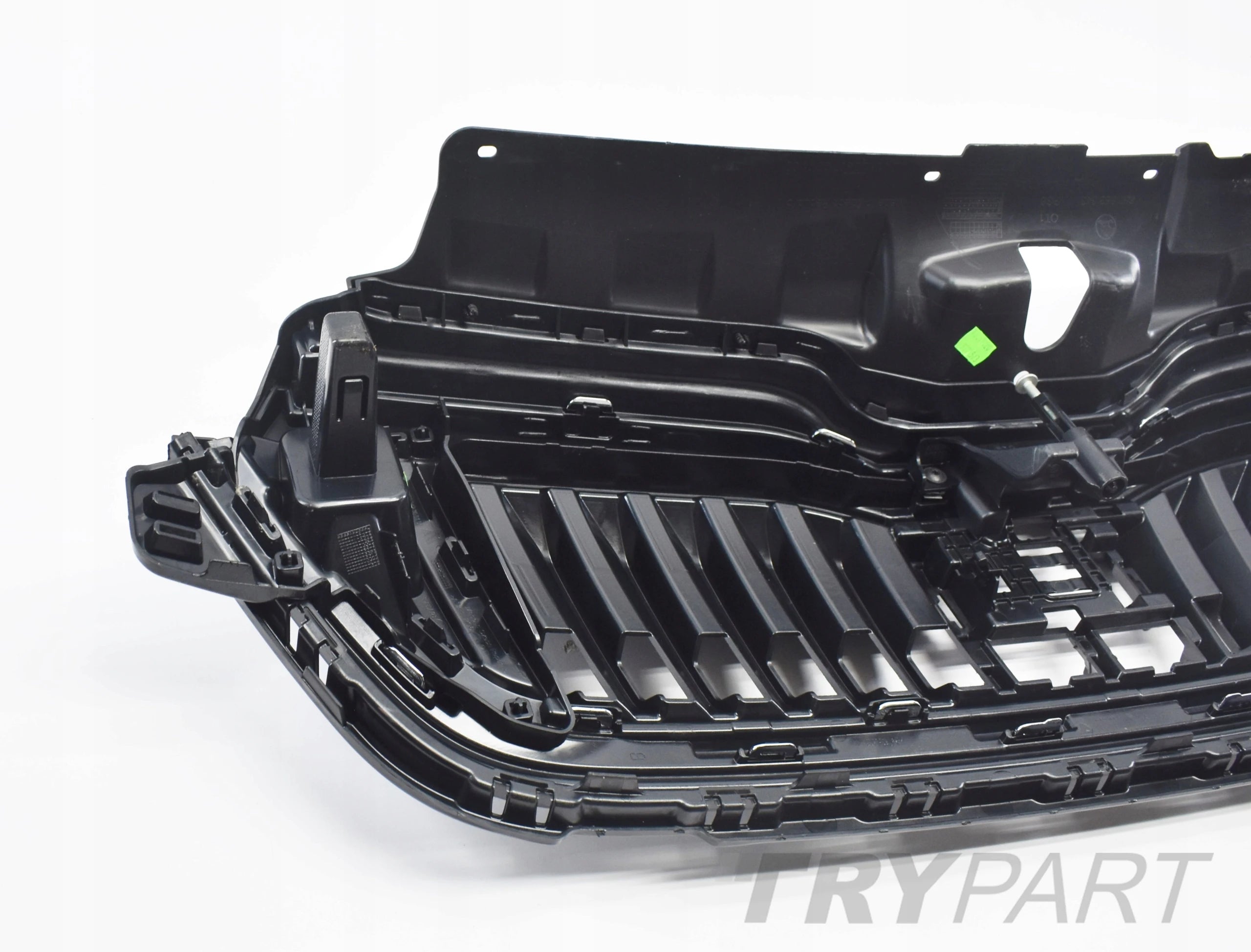 SKODA SCALA 657 BUMPER GRILLE OEM
