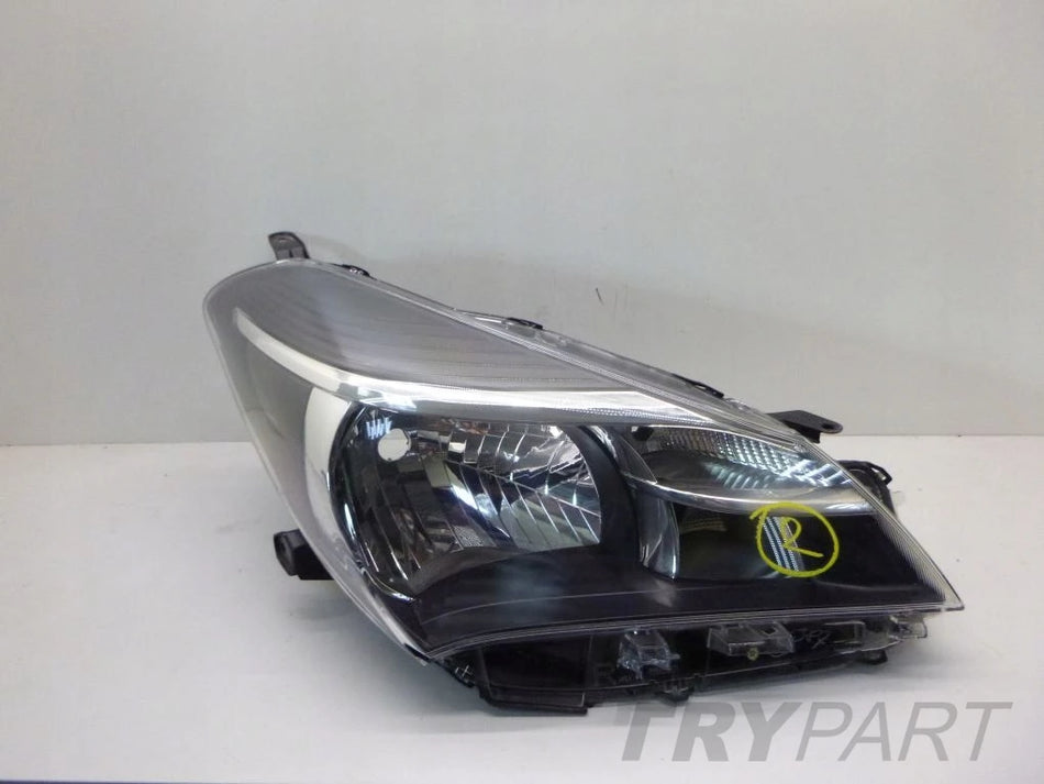 TOYOTA YARIS III LIFT 13- Right Headlight