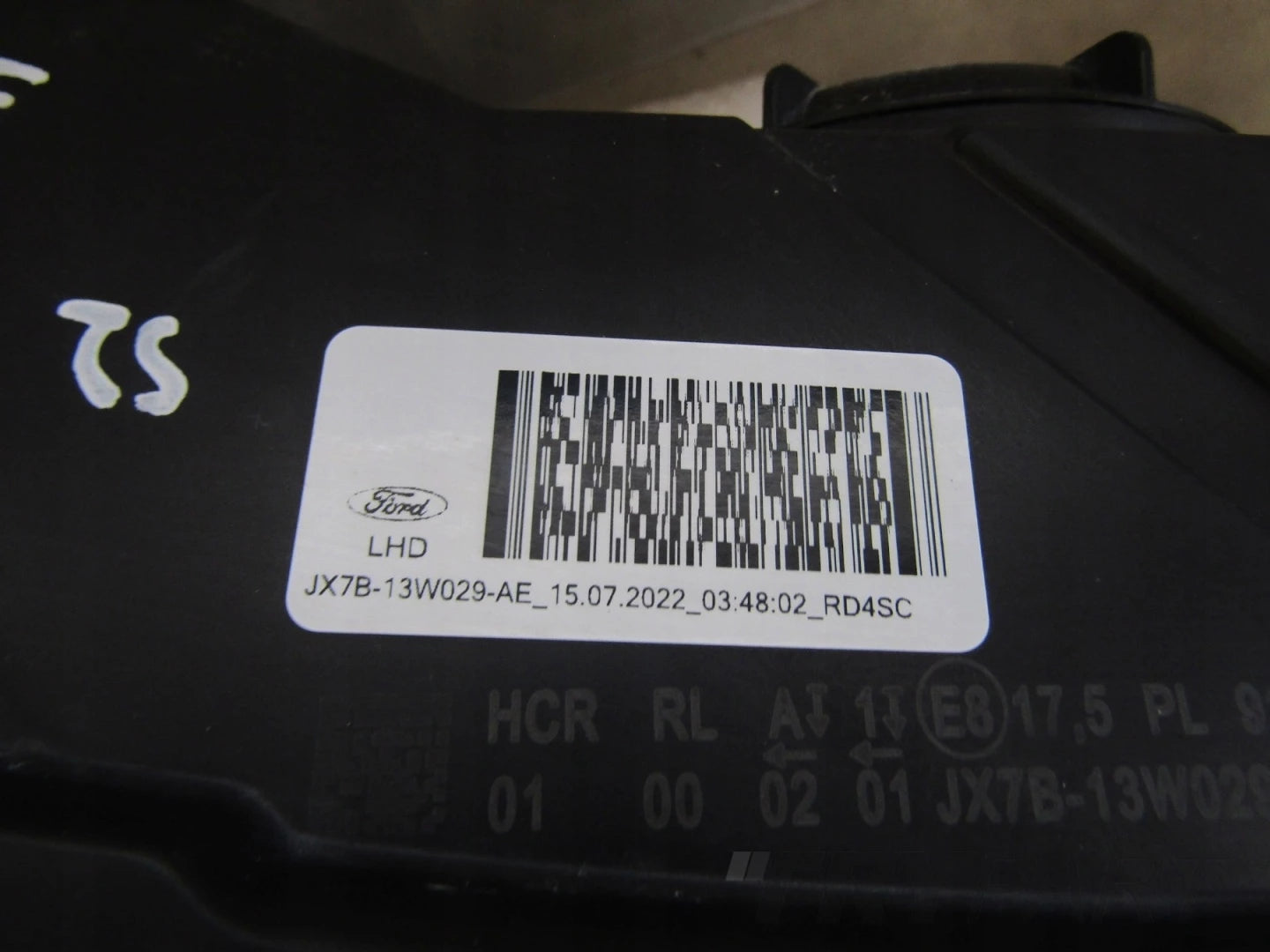 FORD FOCUS MK4 IV HEADLIGHT STANDARD 18-21 RH JX7B-13W029-AE