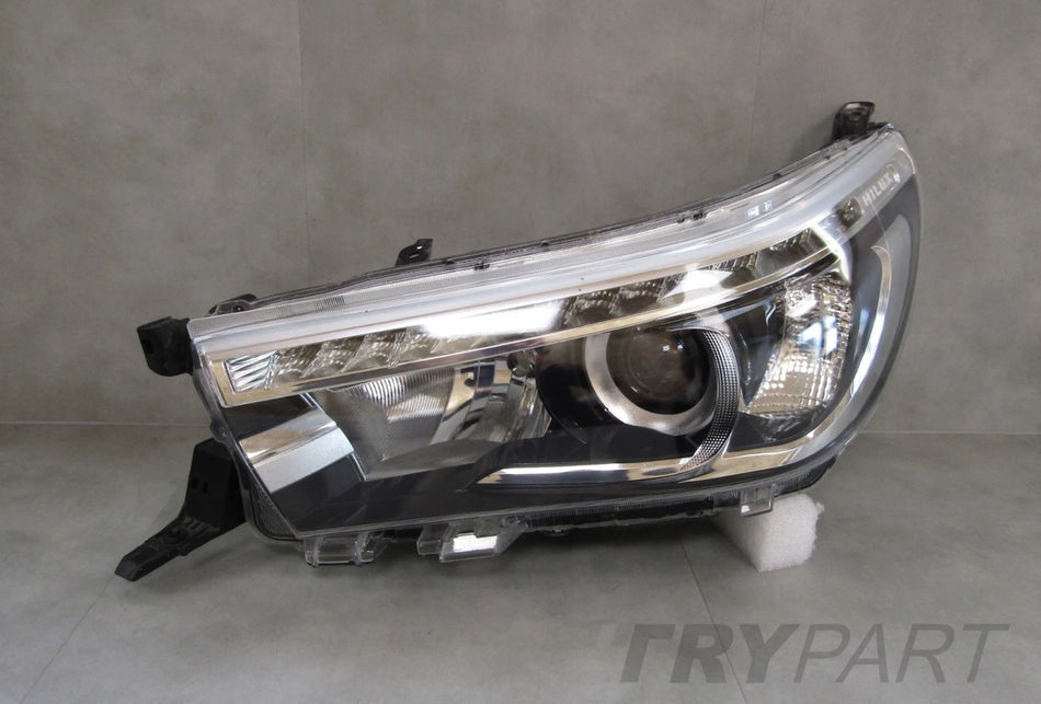 FRONT HEADLIGHT TOYOTA HILUX 8 VIII LED LH 15-20