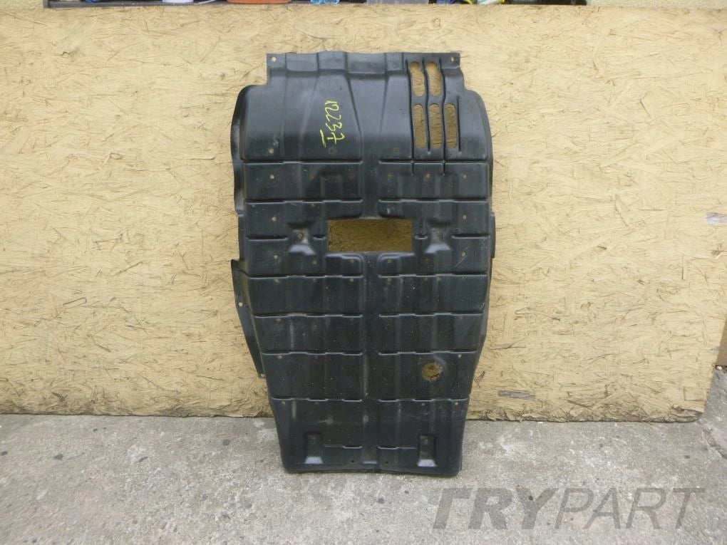 Mitsubishi L 200 L200 2015- Engine Cover Plate