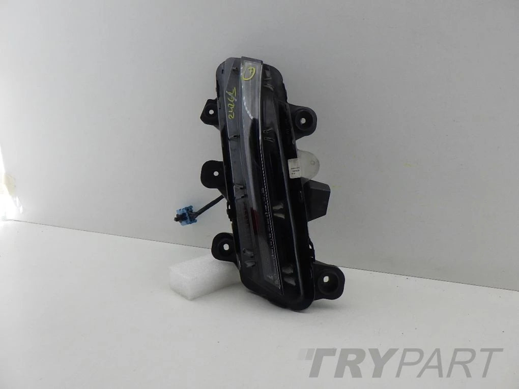 PEUGEOT 3008 II P84 5008 P87 2 20- HALOGEN LED DRL RIGHT