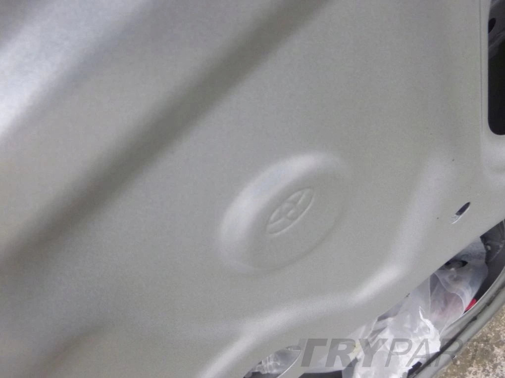 TOYOTA AURIS II HB 12- Right Rear Door