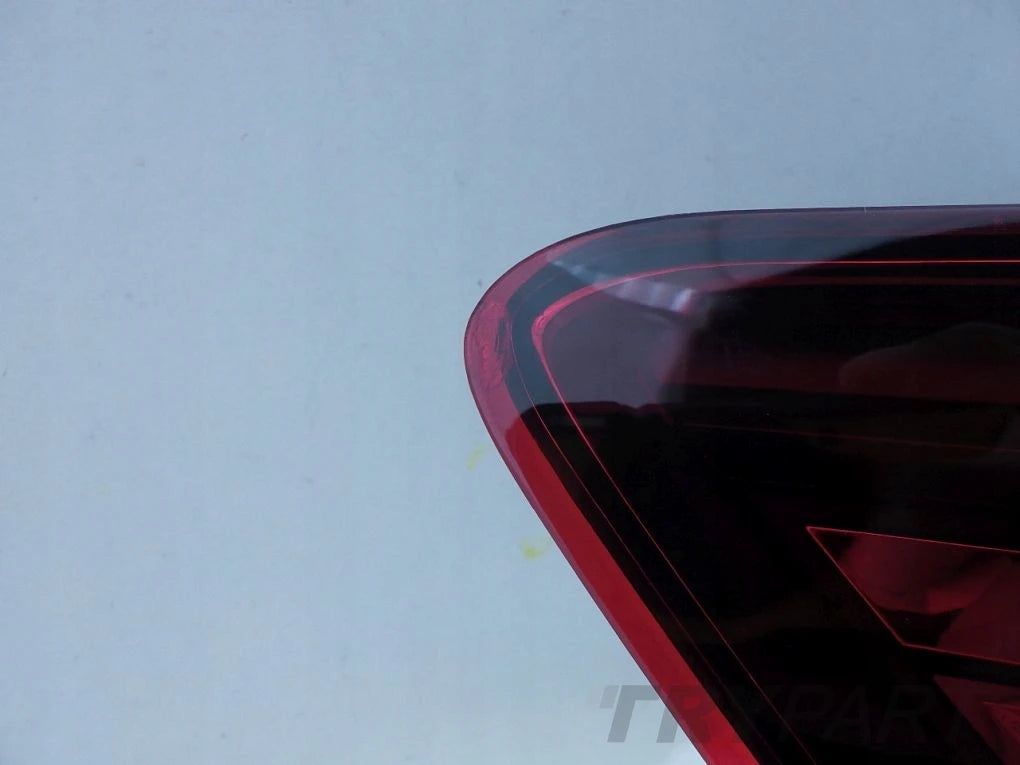 AUDI A4 B9 8W KOMBI LED MATRIX LIFT 19- Rear Left Lamp