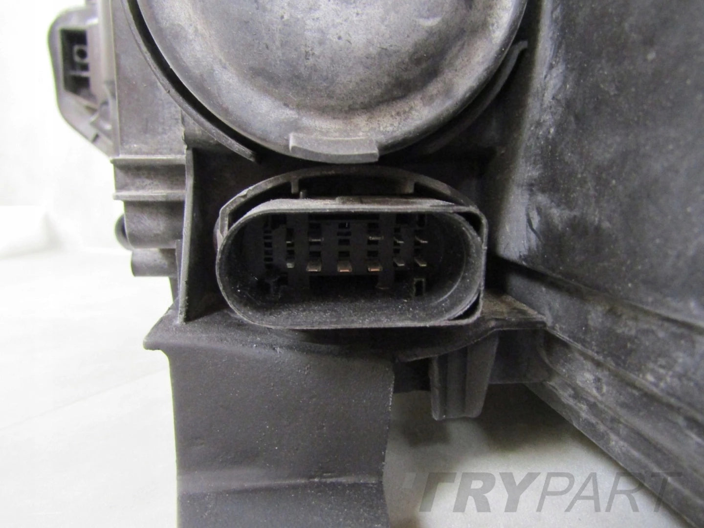 AUDI A5 8T0 LIFT XENON HEADLIGHT + LED 11-16 RH 8T0941006