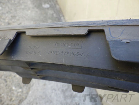 FORD FIESTA MK7 LIFT 12- FRONT BUMPER GRILLE