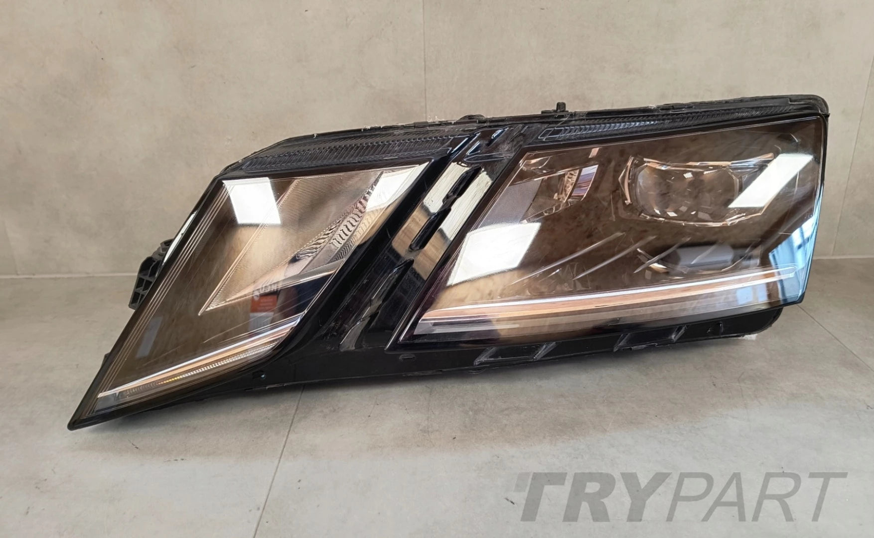SKODA OCTAVIA 3 III LIFT FRONT LAMP FULL LED LEFT LH 16-20 5E1941017e