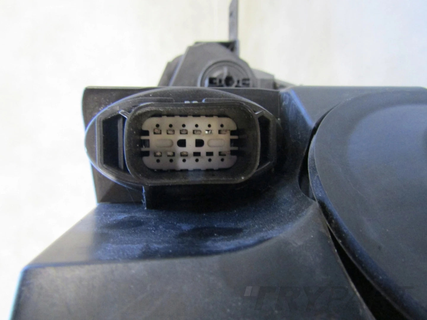 FRONT LAMP FORD FIESTA MK8 VIII 17-21 STANDARD RH H1BB-13W029-AD