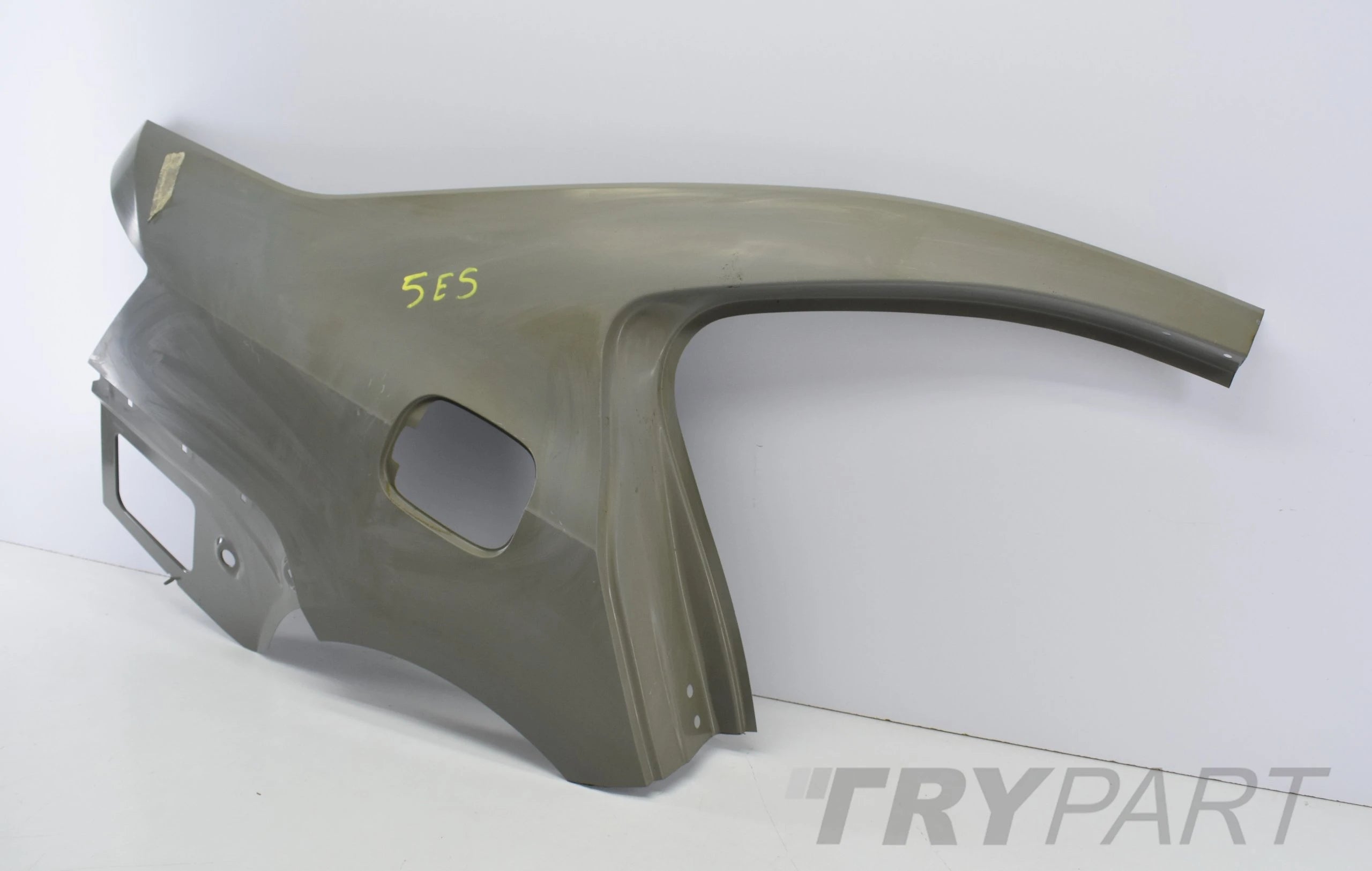 OCTAVIA III 5E5 REAR RIGHT FENDER BODY PANEL SEDAN
