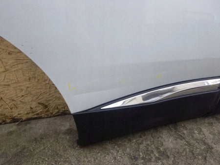PEUGEOT 5008 16- Front Right Door Rear