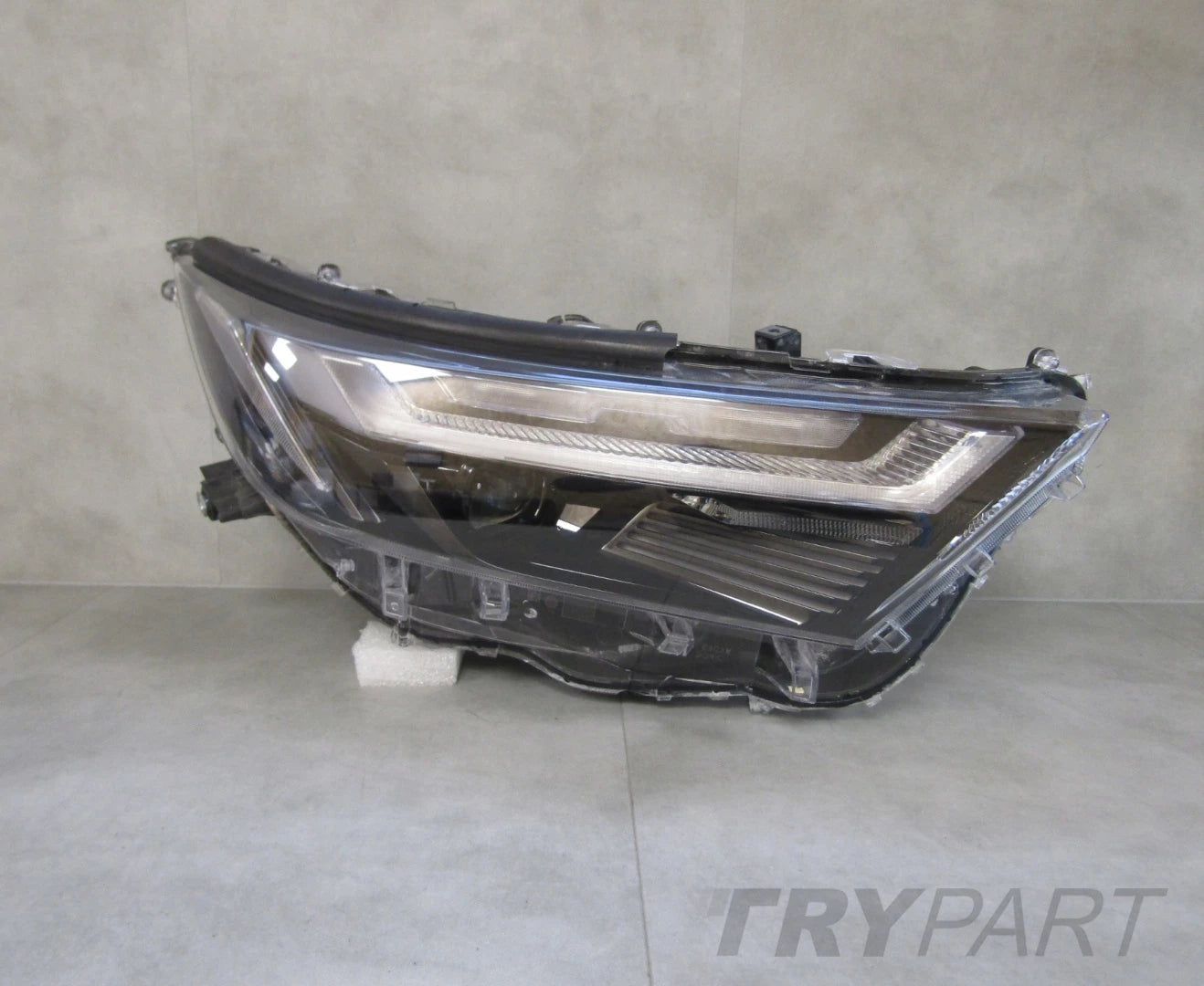 HEADLAMP TOYOTA RAV 4 IV LIFT FULL LED 21- RH