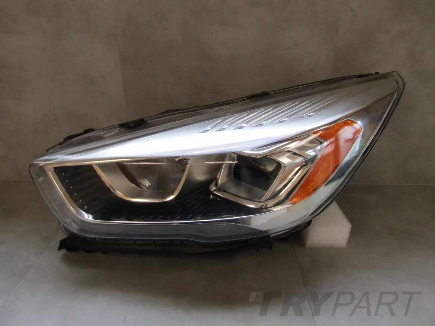 Headlight Ford Kuga MK2 Facelift STANDARD LENS 16-19 LH