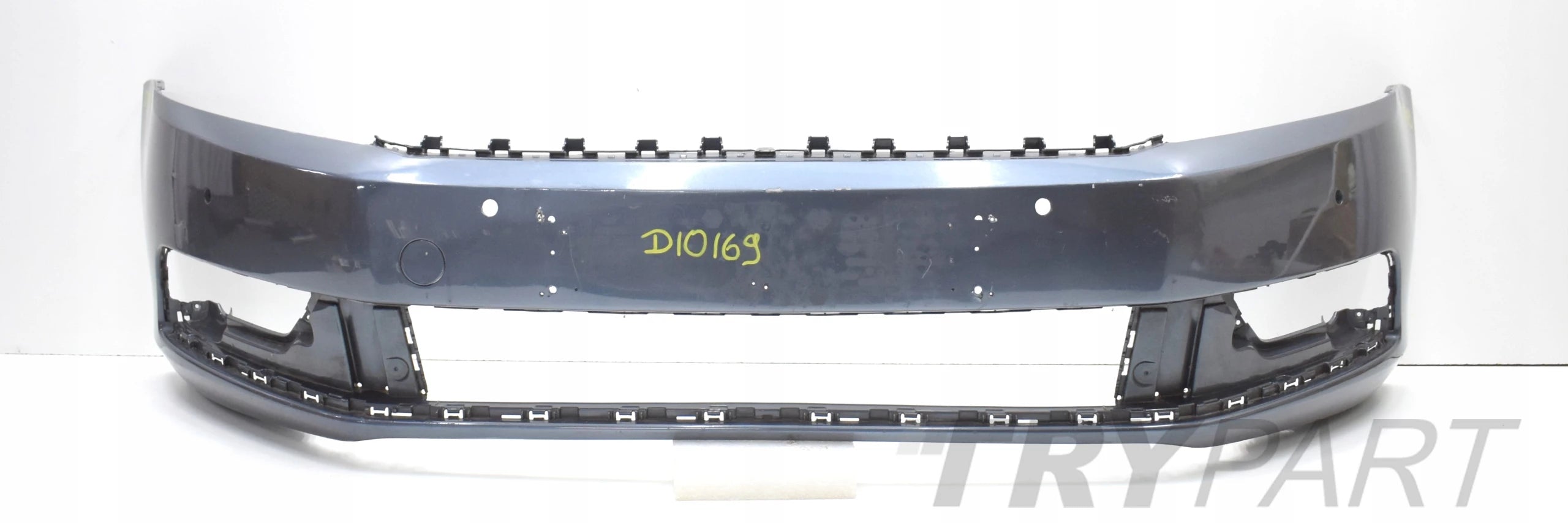 VW PASSAT B7 3AA FRONT BUMPER ORG