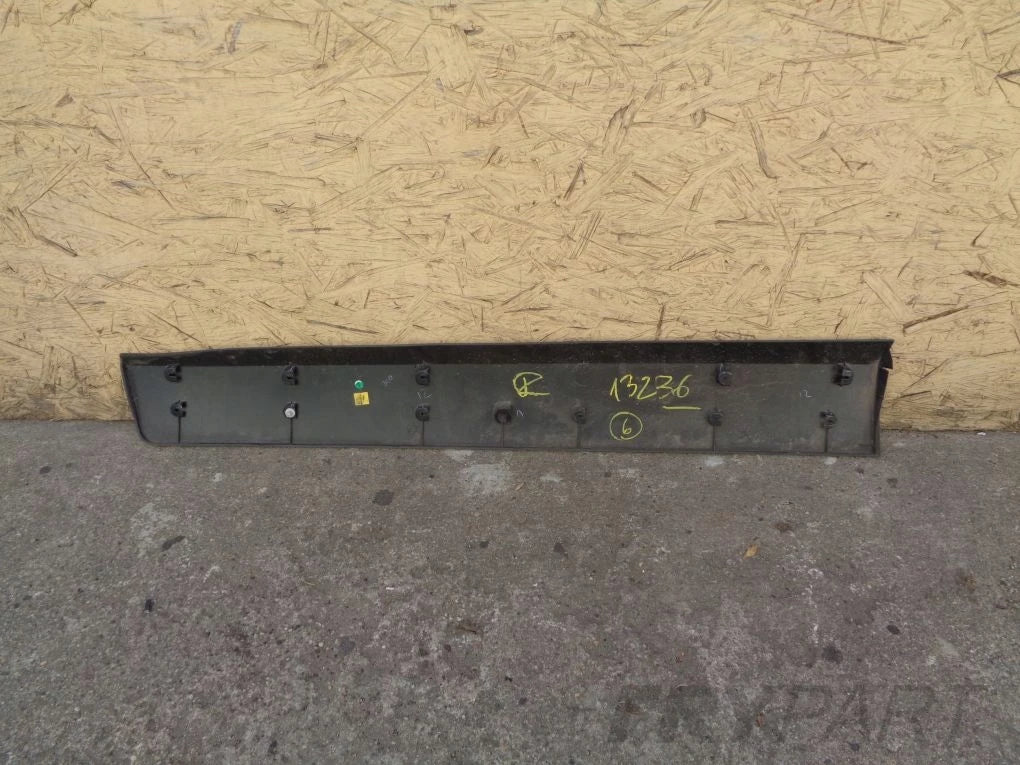 OPEL CROSSLAND X 17- Right Front Door Trim Strip