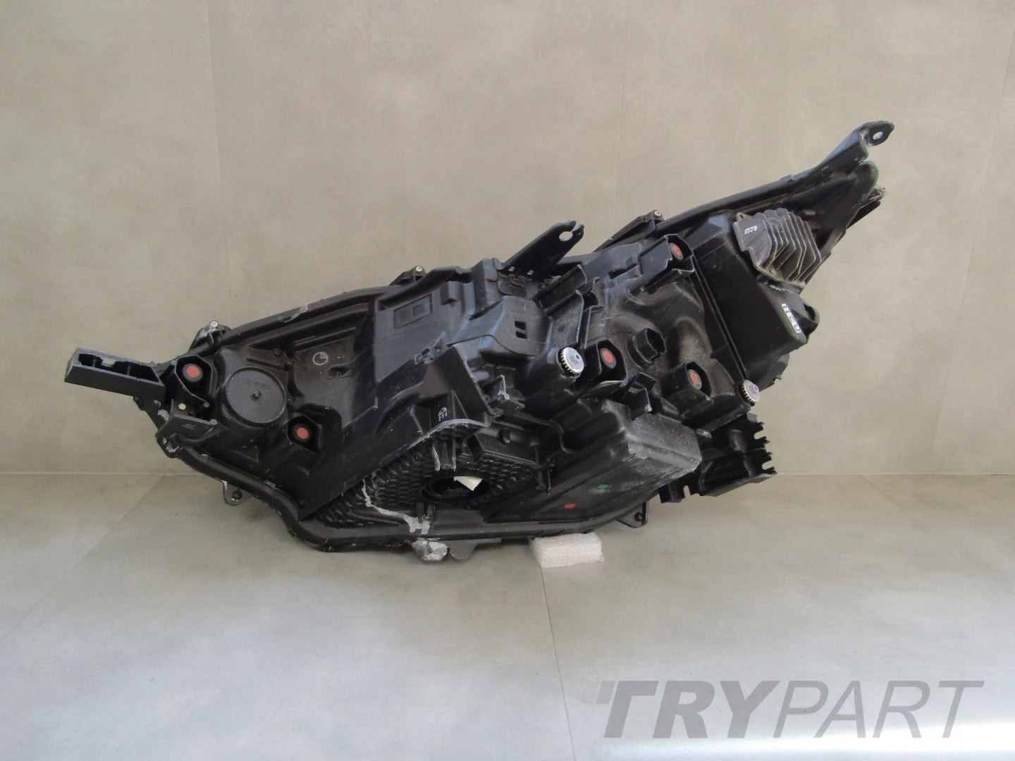 FRONT LAMP TOYOTA BZ4X EA10 FULL LED RH 22-