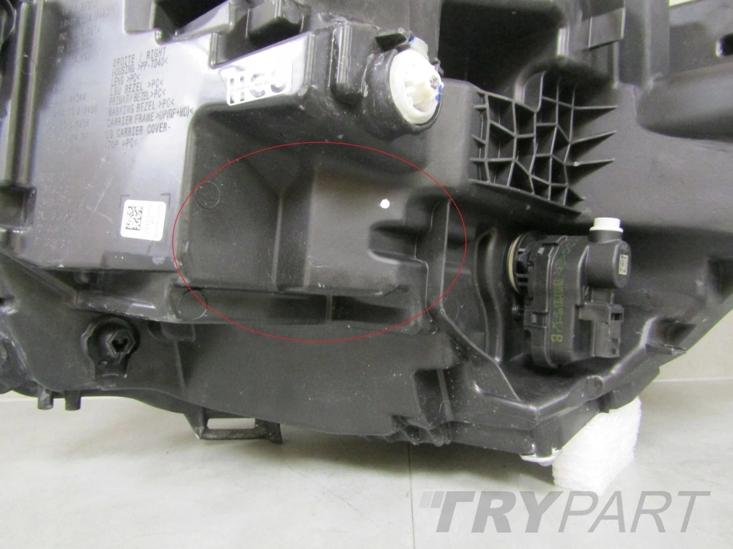 FRONT HEADLIGHT RENAULT AUSTRAL LED PURE VISION 22-25 RH RIGHT 260103381R