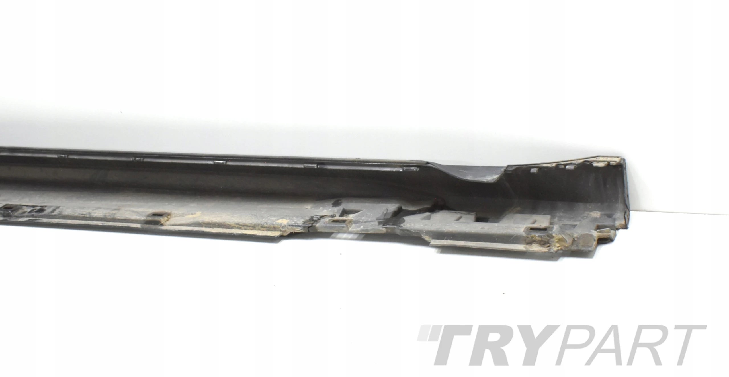 AURI RS6 C8 LEFT SILL COVER ORG CARBON FIBER