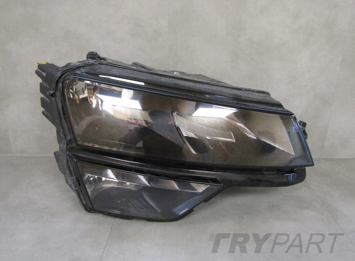 Front Lamp Skoda Karoq STANDARD WITH LED 17-21 RH 57B941016A