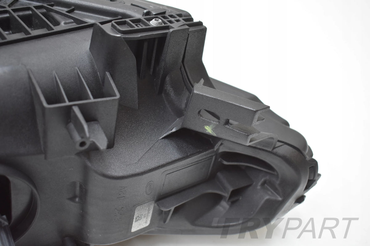 POLESTAR II 2 HEADLIGHT RIGHT FRONT EU PIXEL ORG P31698071