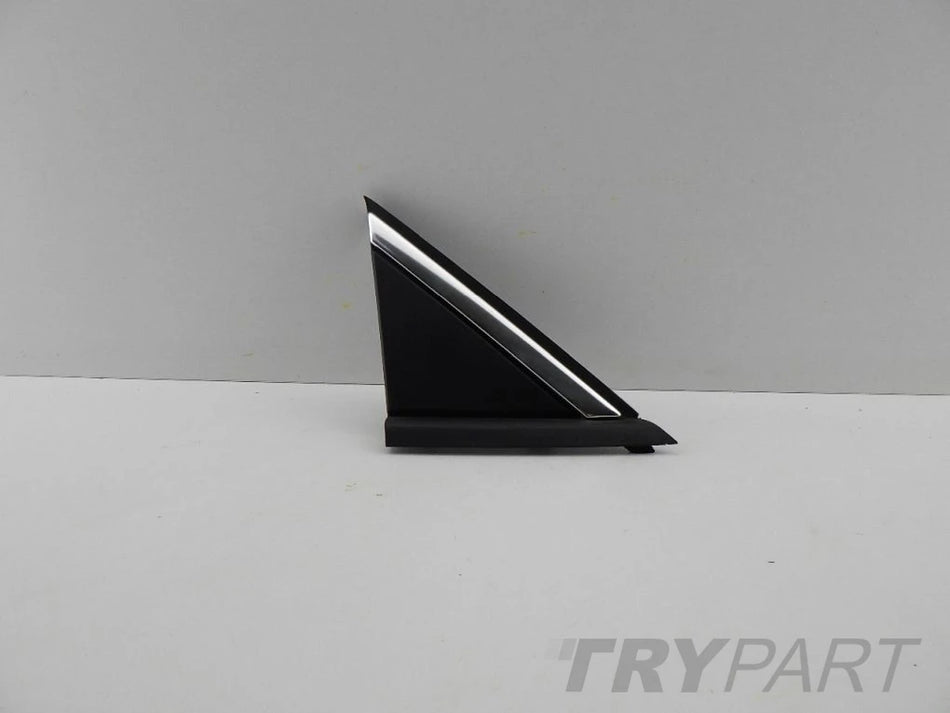 OPEL CROSSLAND X right fender triangle