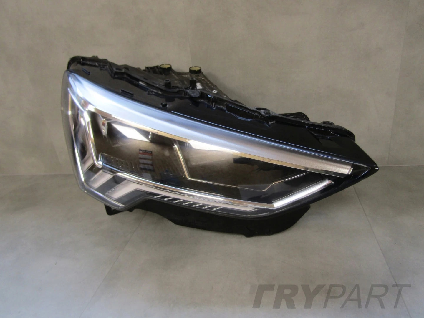 Audi Q3 83A FULL LED Headlight 18- RH 83A941034
