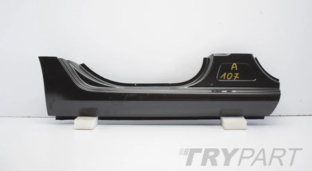 SKODA OCTAVIA III 5E RIGHT SILL COVER ORG NEW