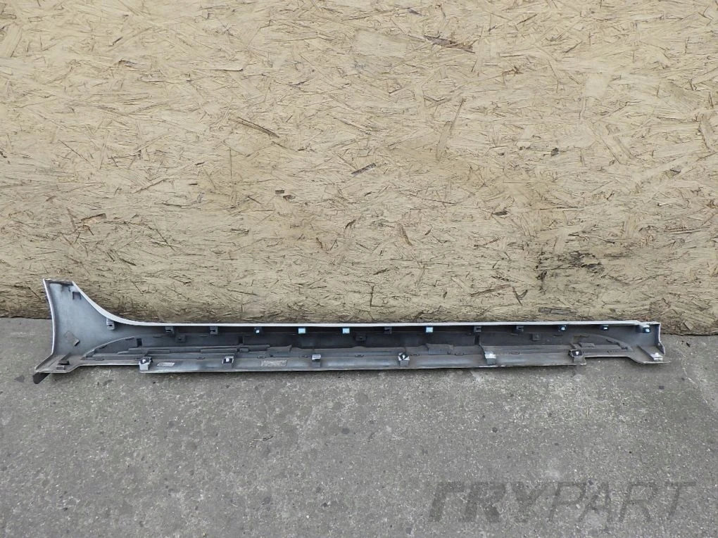 KIA PROCEED III 3 GT 18- left sill protector strip