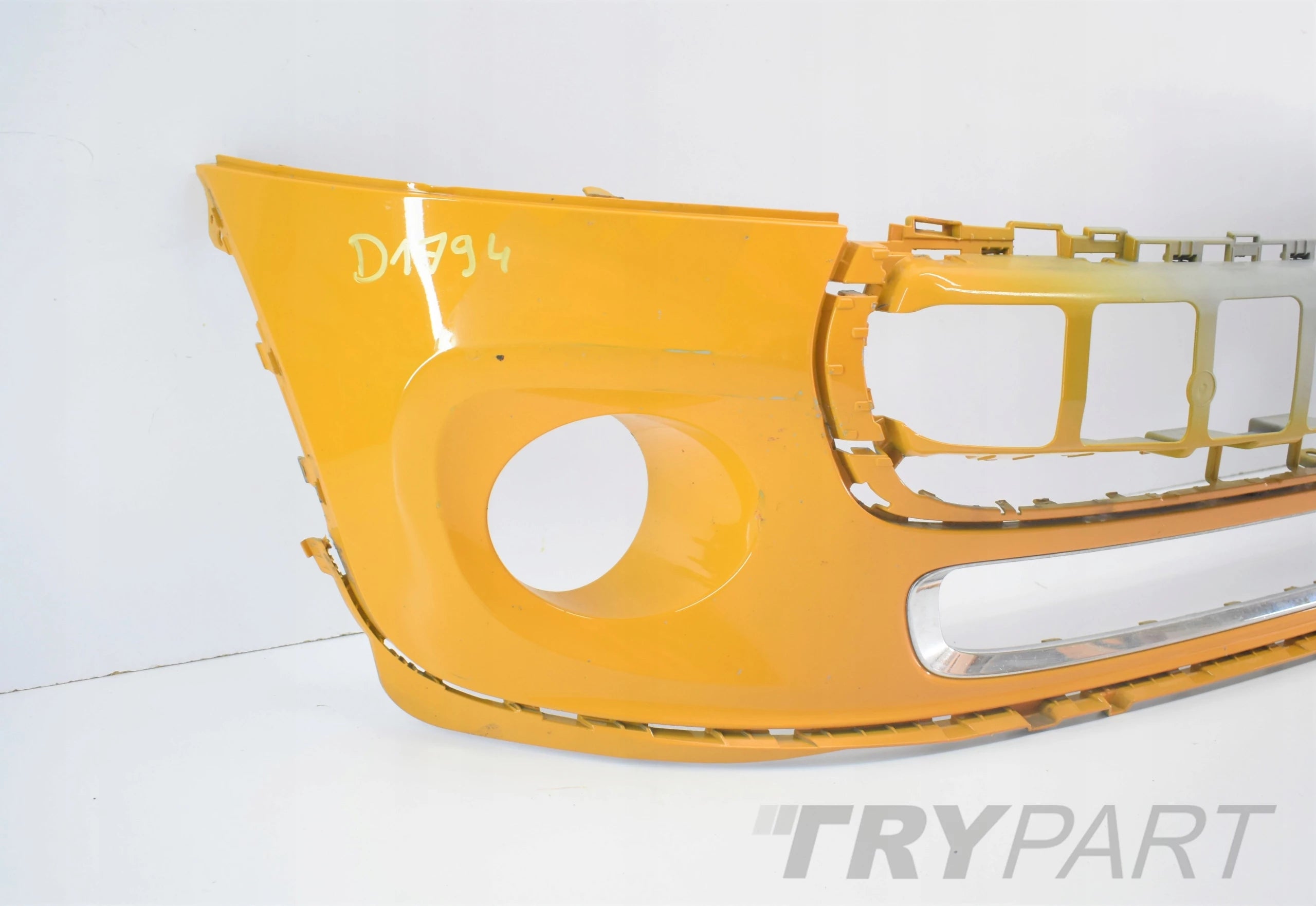MINI COOPER ONE F56 FRONT BUMPER EXCELLENT CONDITION CHROME