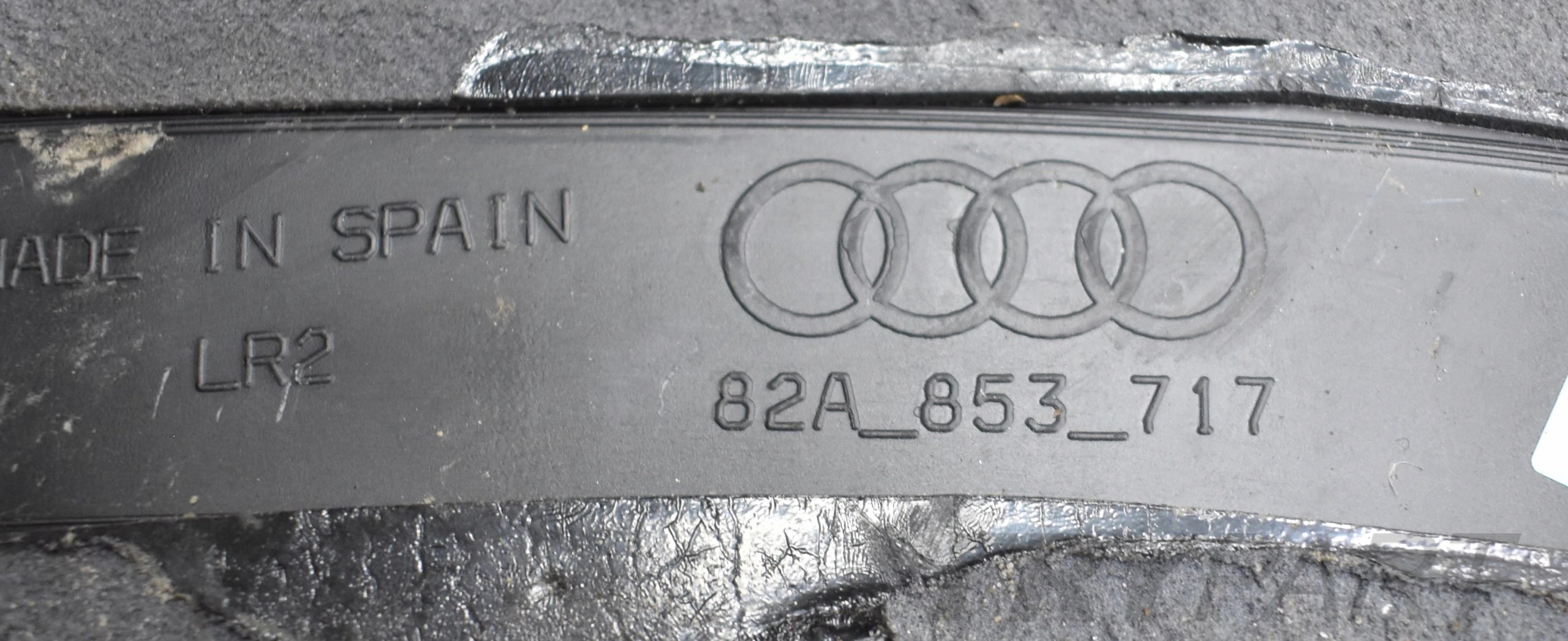 AUDI A1 II 82A CITYCARVER LEFT FENDER MOULDING FRONT FRONT ORG