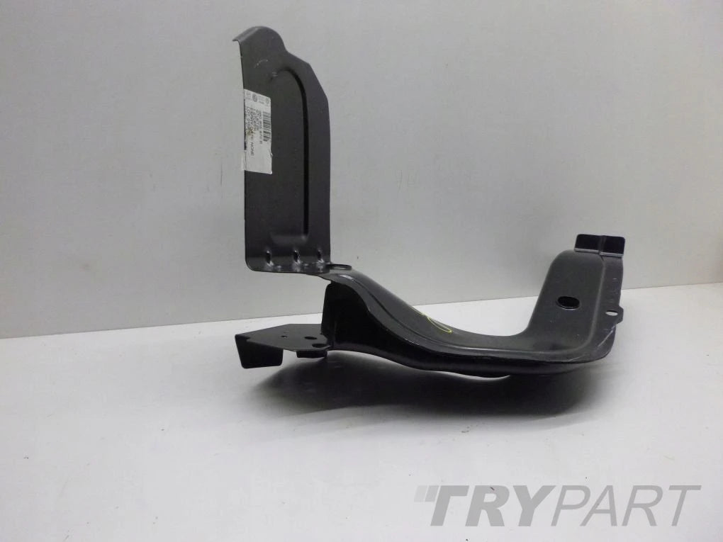 VW Passat B5 3B0 REAR BUMPER EYELET
