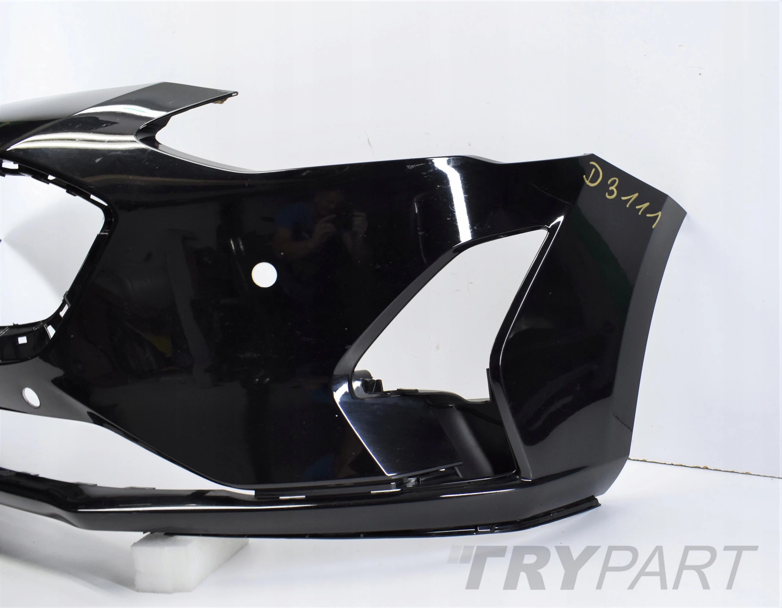 FORD FOCUS MK4 FRONT BUMPER SUPER CONDITION