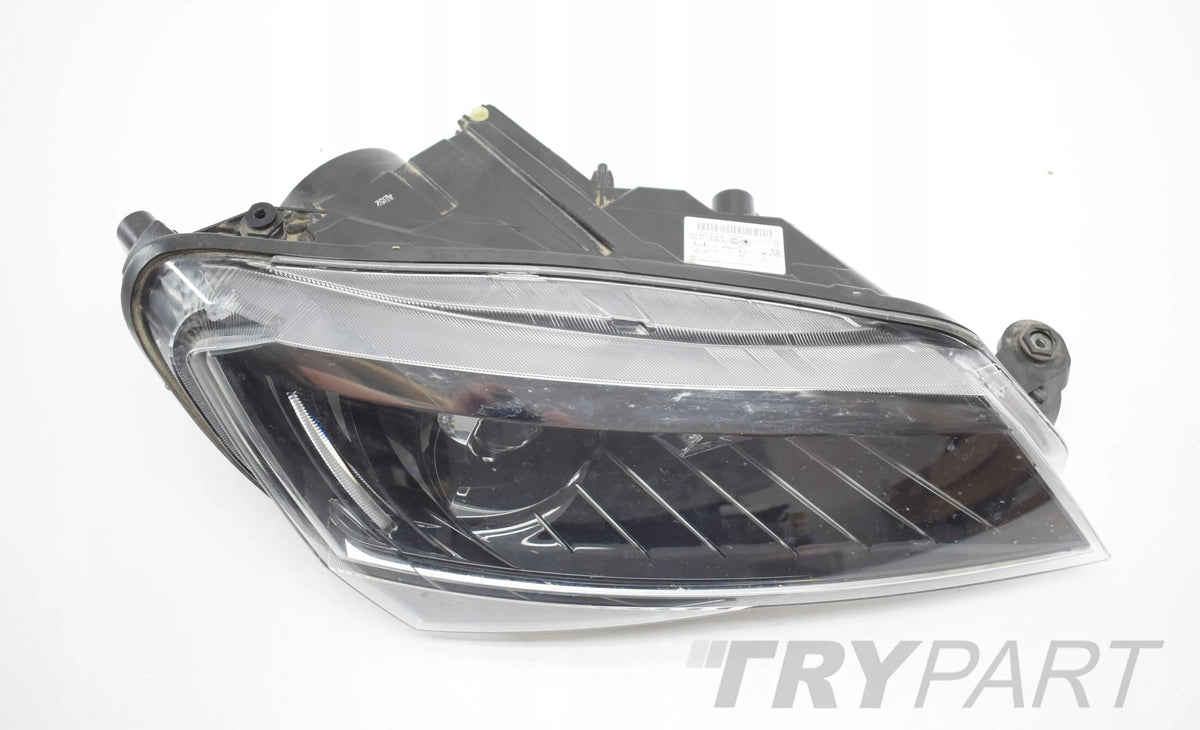SUPERB III 3V HEADLIGHT RIGHT FRONT EU GENUINE USED!