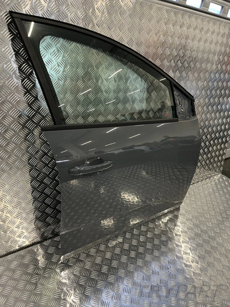 RIGHT FRONT DOOR DACIA SANDERO III 21- OVKPW