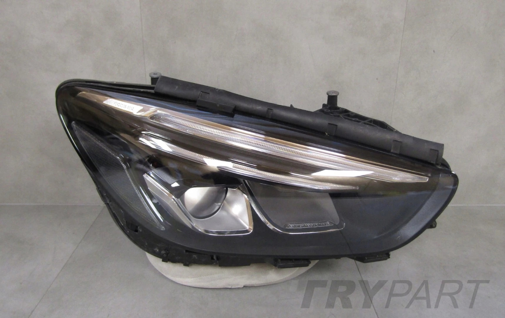 MERCEDES B-CLASS W247 HEADLIGHT FULL LED PERFORMANCE RH 18-22 A2479062603