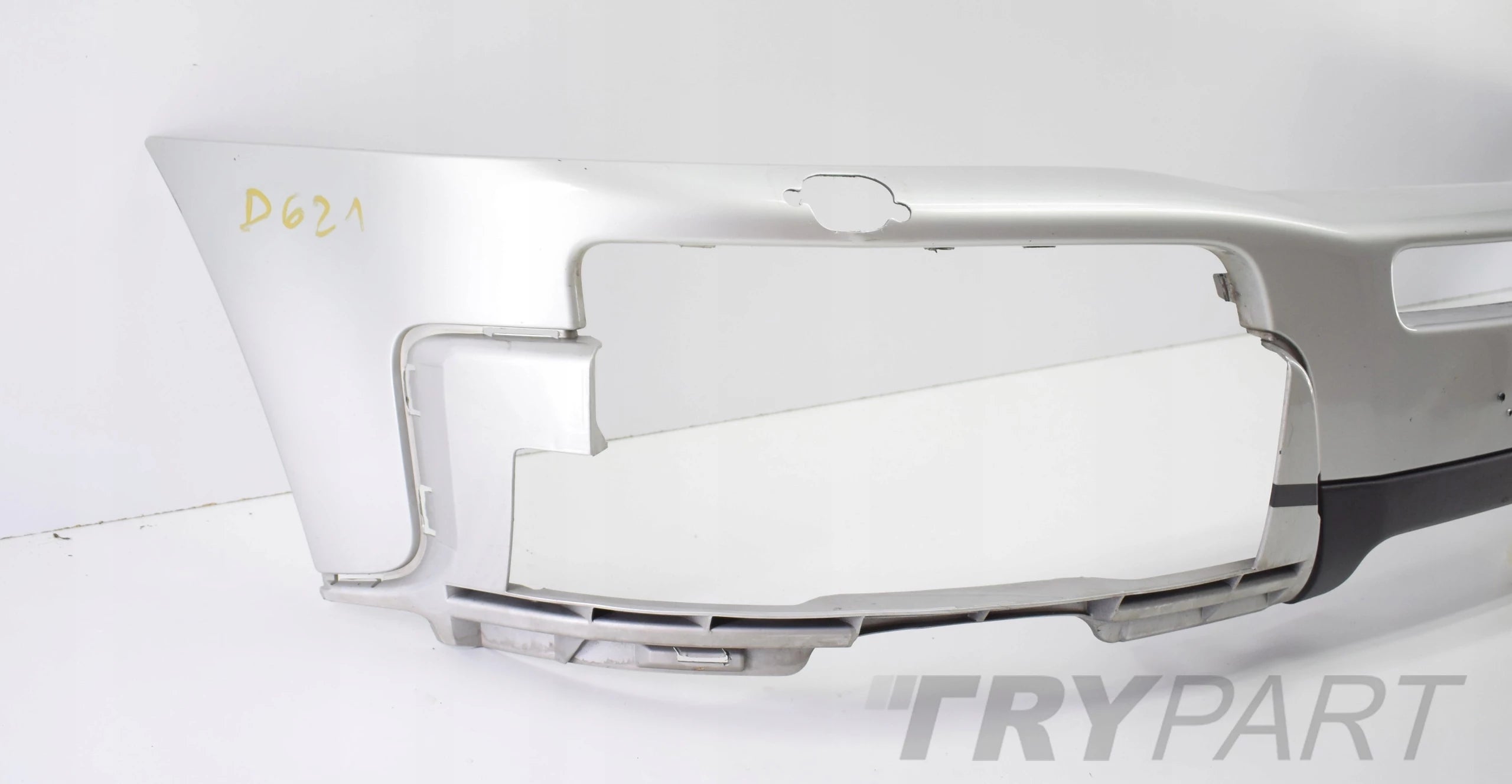 VOLVO XC90 FRONT BUMPER ORIGINAL
