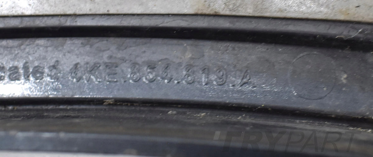AUDI E-TRON 4KE RIGHT REAR FENDER MOULDING ORG