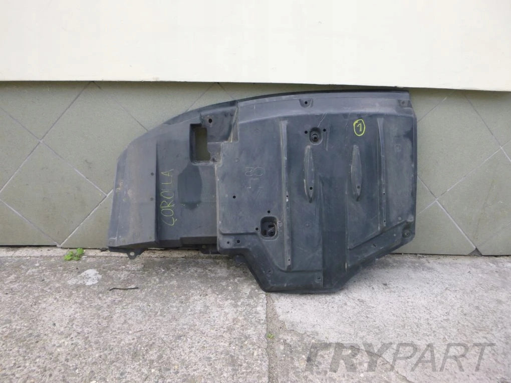 Toyota Corolla XI E16 2013- Underbody Shield
