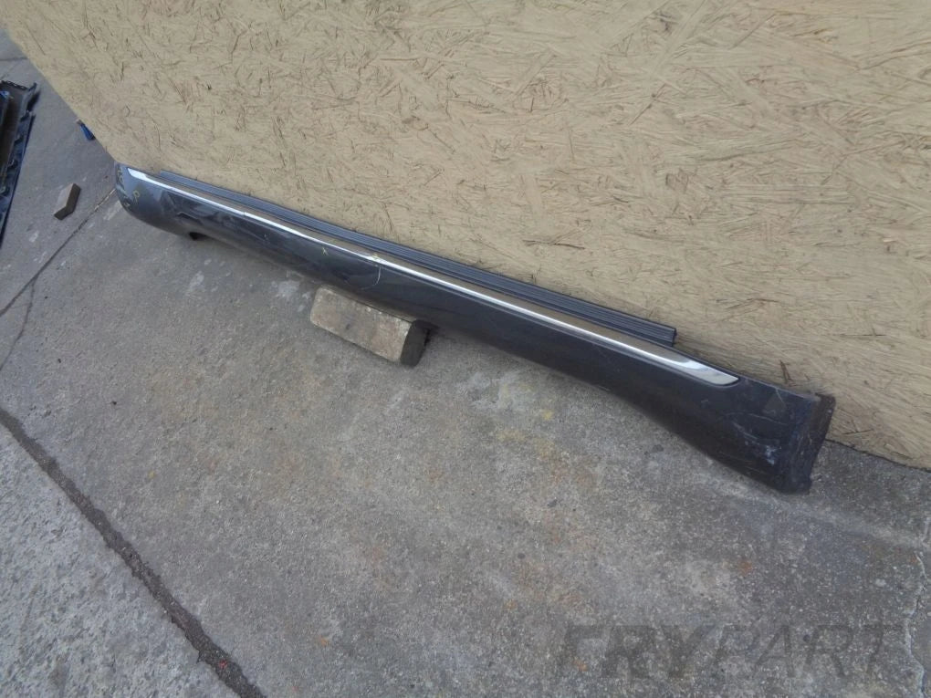JEEP GRAND CHEROKEE WK2 SUMMIT Right Sill Molding