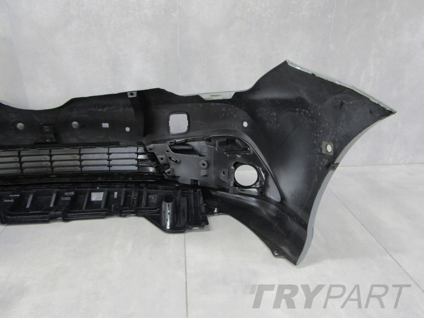 Front Bumper Toyota Auris 2 II Lift 15-18 / PLATE