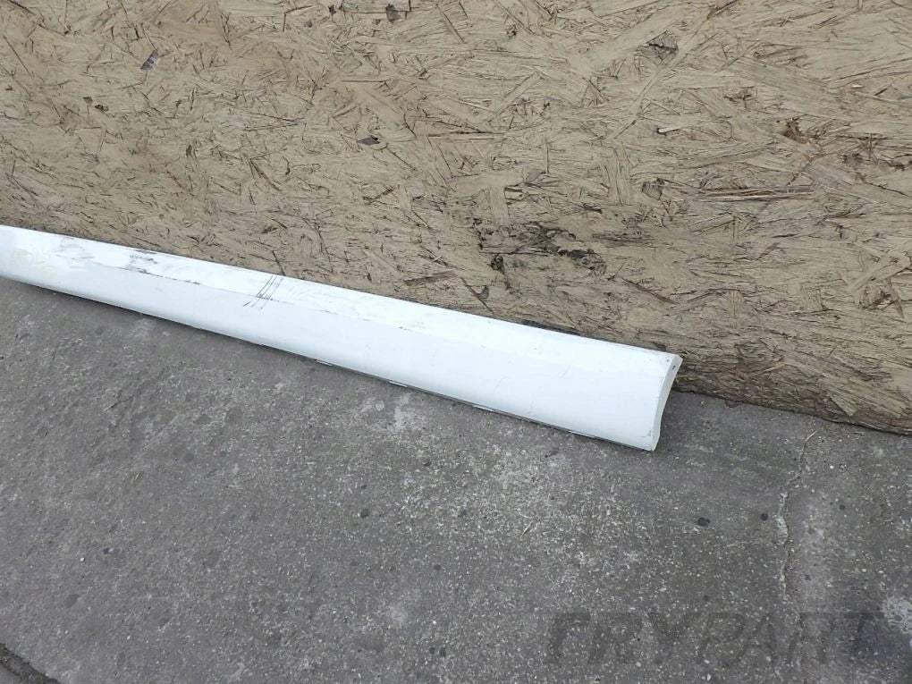 SKODA YETI LIFT 5L0853856B right sill trim strip