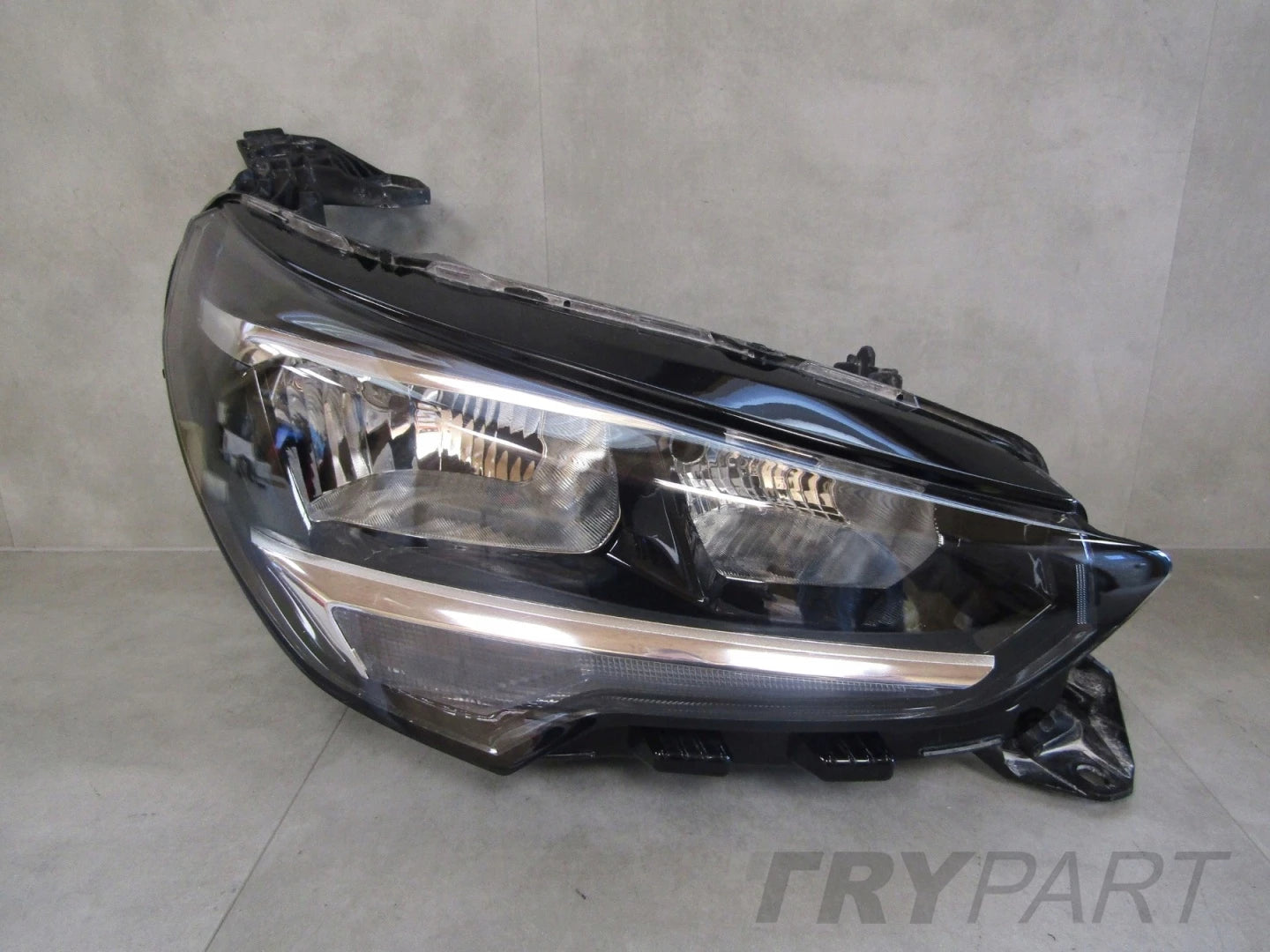 HEADLIGHT OPEL CORSA F STANDARD 19-23 RH RIGHT 9829465380