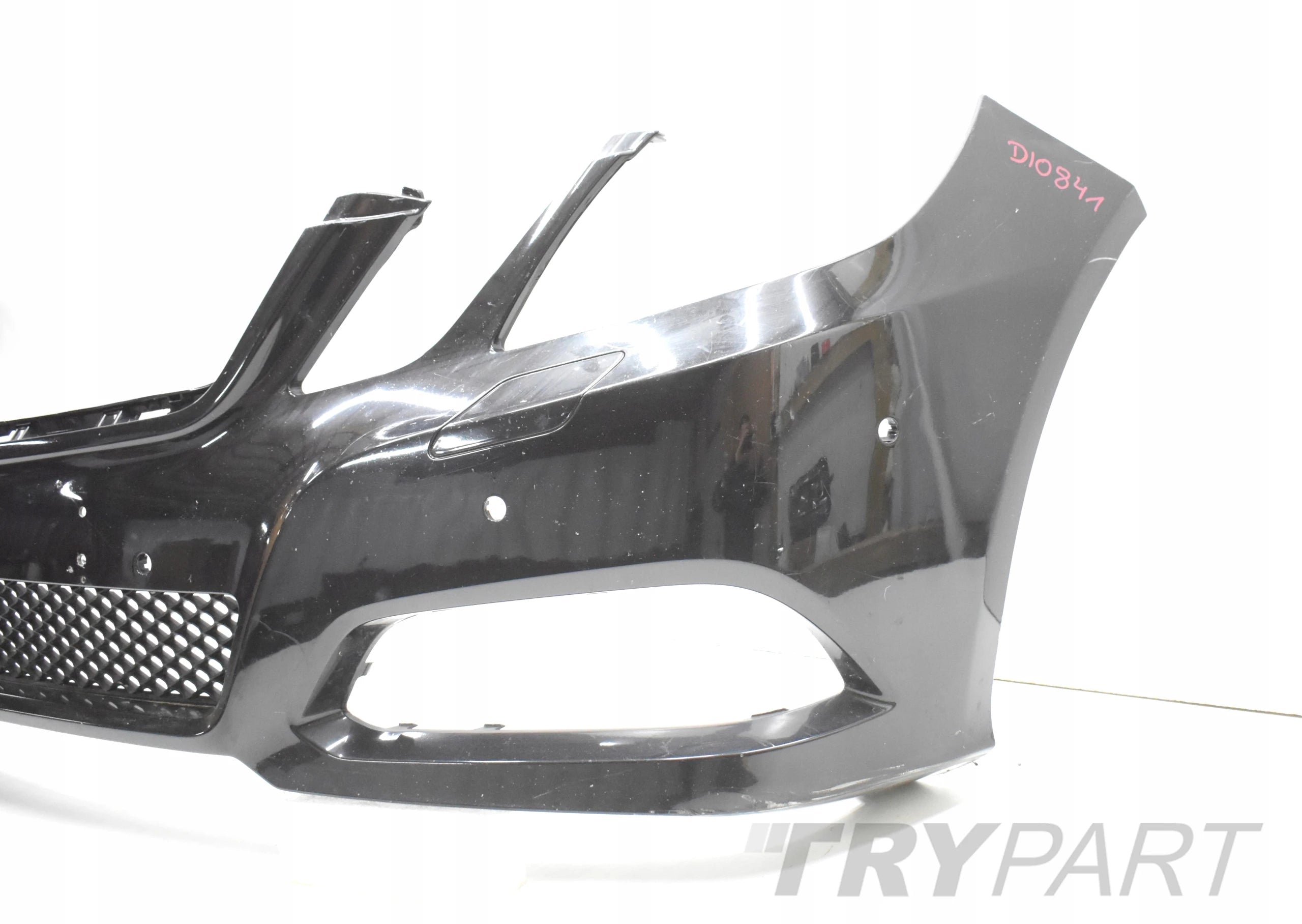 MERCEDES E-CLASS W212 FRONT BUMPER ORIGINAL + GRILLES