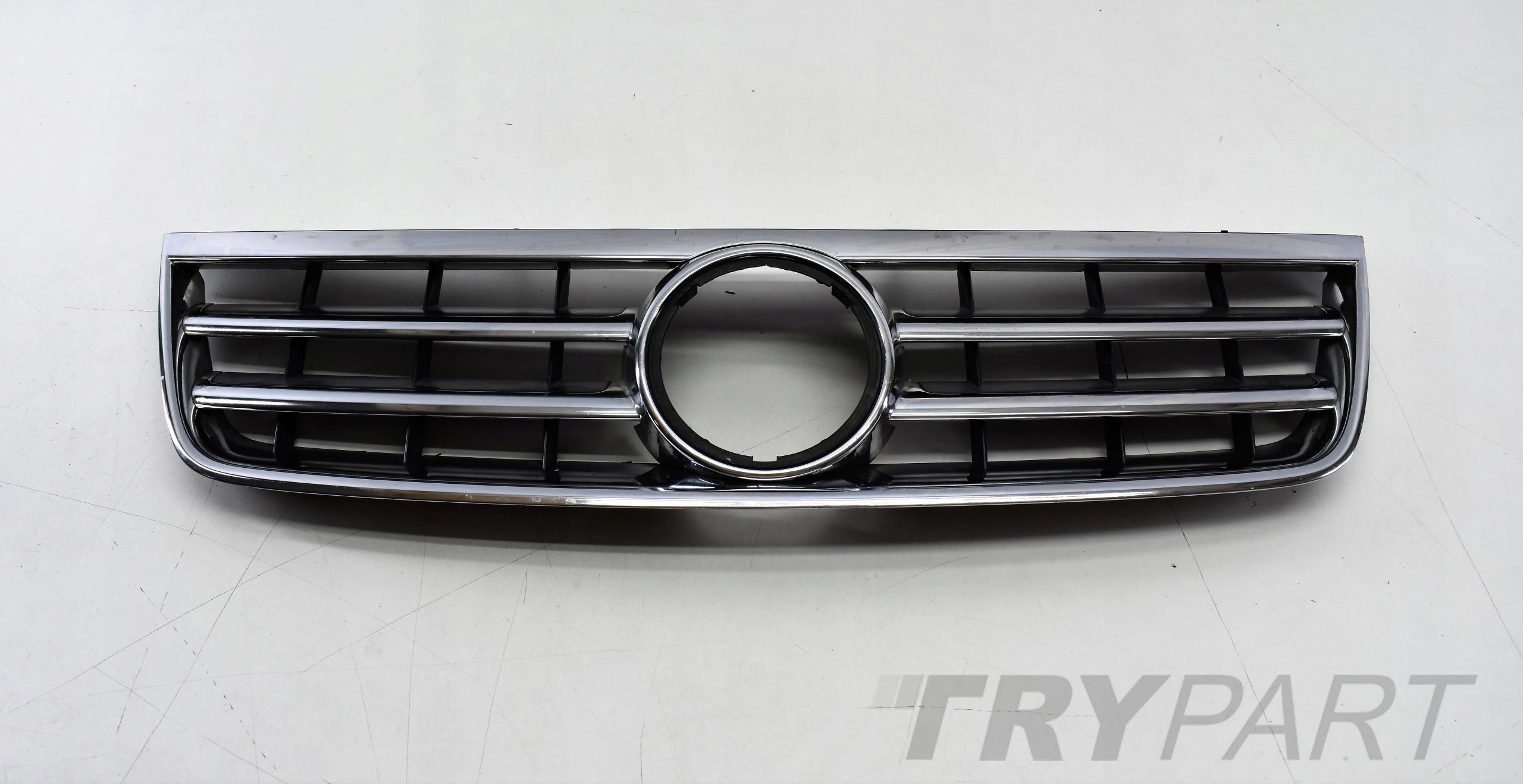 VW TOUAREG 7L6 BUMPER GRILLE ORG