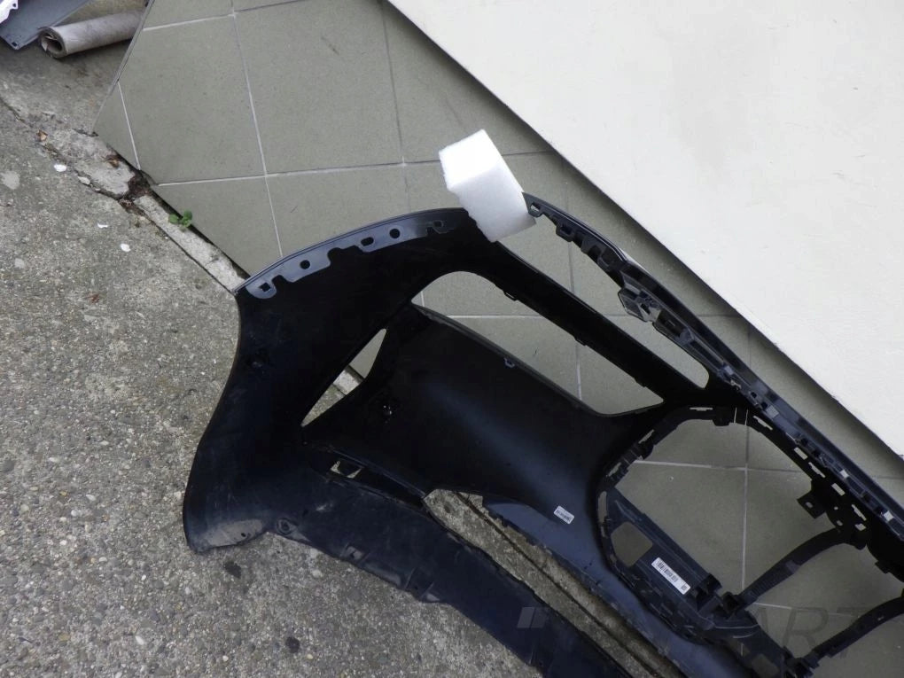 BMW 7 I7 G70 2022- Front Bumper