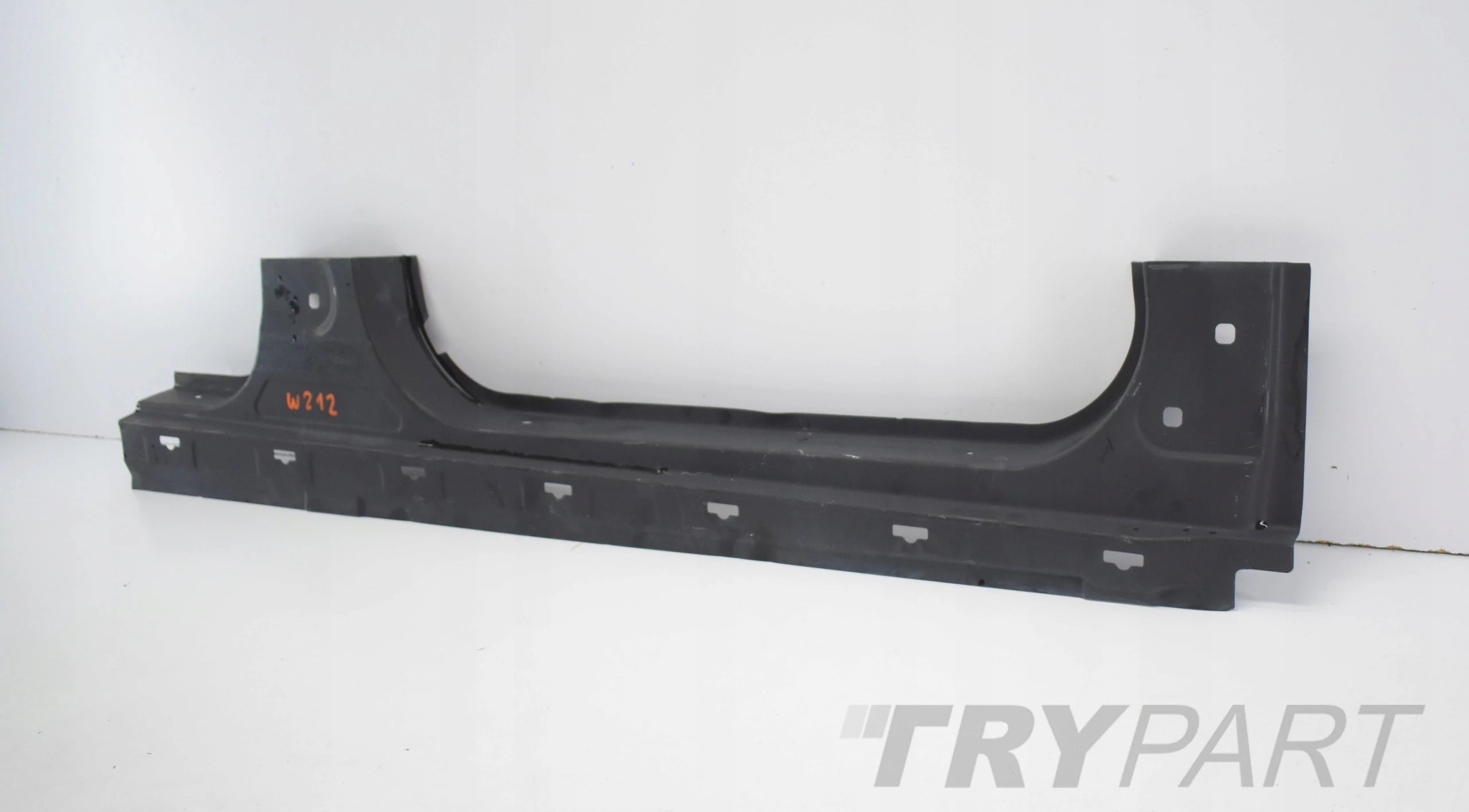 MERCEDES E CLASS W212 RIGHT SILL PANEL ORG NEW