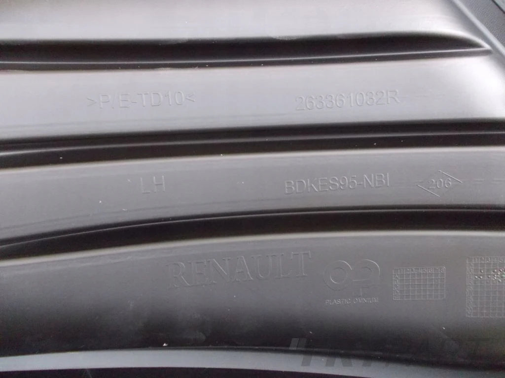 RENAULT MEGANE III 3 2015 FRONT BUMPER GRILLE LEFT