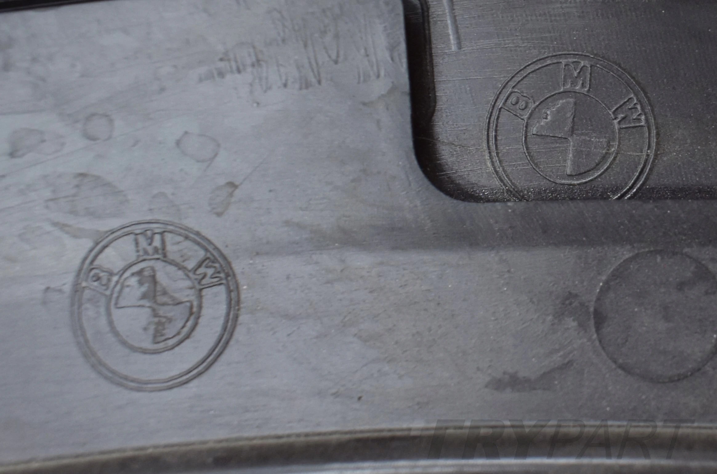 BMW IX3 G08 M PACKAGE RIGHT REAR FENDER TRIM ORIGINAL