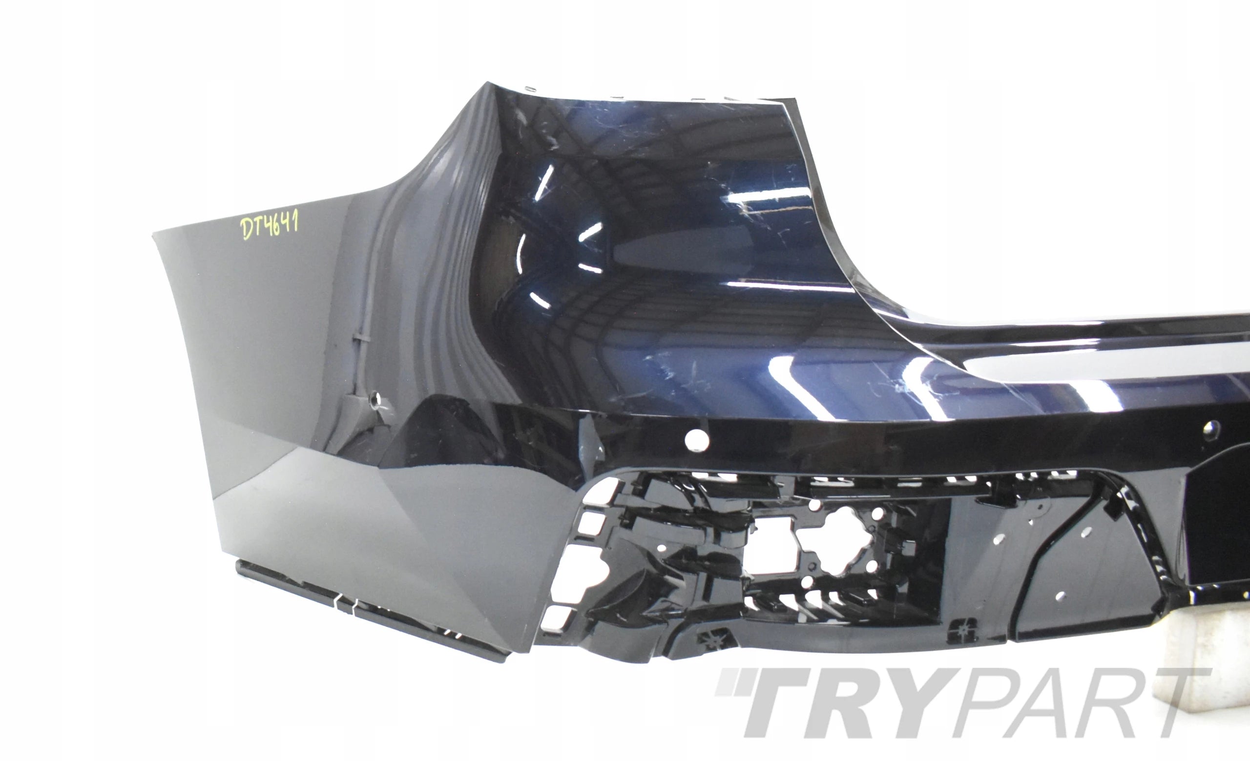 BMW 7 G70 M Package Rear Bumper ORG
